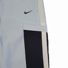 Load image into Gallery viewer, Nike Long Shorts close