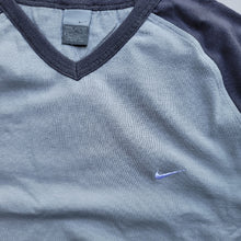 Load image into Gallery viewer, Nike Blue V Neck close up
