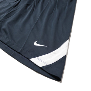 Nike - Womens basketball shorts