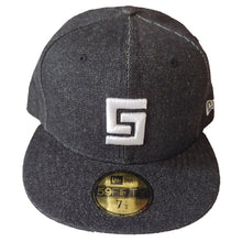 Load image into Gallery viewer, Crooks and Castles - Fitted Greco Speckle Black
