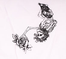 Load image into Gallery viewer, MN07 - Skate Rose Tee - The Hidden Base
